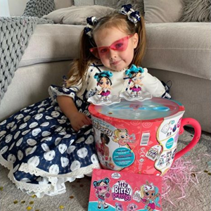 عروسک سورپرایزی Itty Bitty Prettys مدل Tea Party بزرگ با 25 سورپرایز -اسباب بازی
